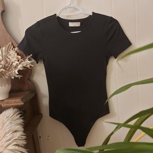 Babaton contour bodysuit xs
